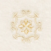 Linum Home Textiles Alyssa 2-pc. Embellished Washcloth