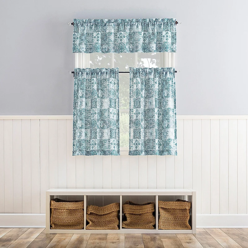 No 918 Genoa Mosaic Rod Pocket Tailored Valance