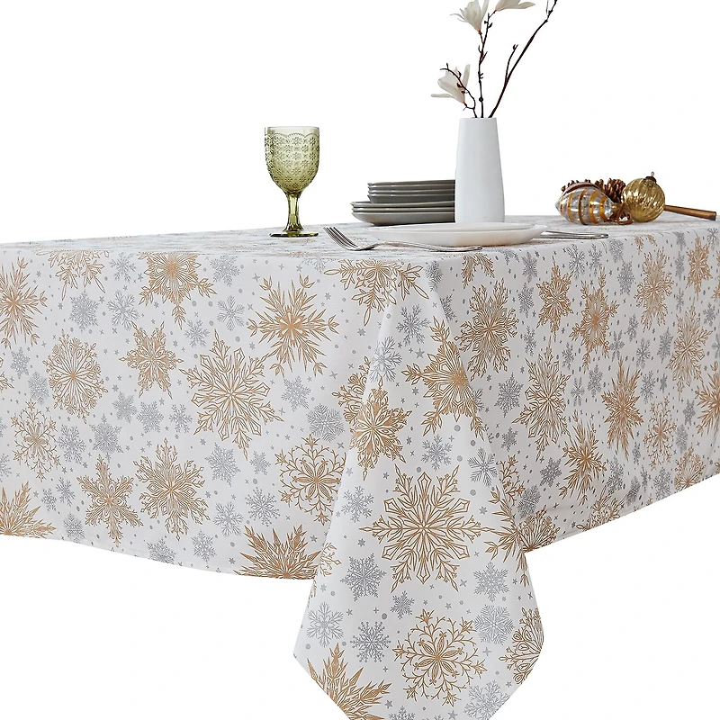 Avanti Snowflakes Tablecloth