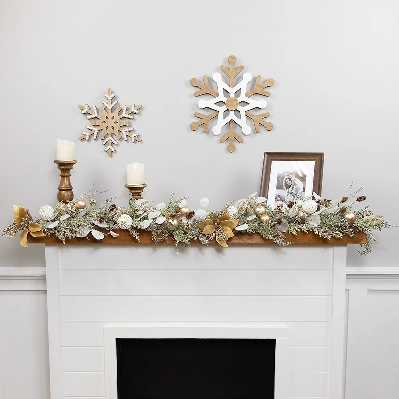 Northlight 6ft Glittered Poinsettia And Ornaments Artificial Christmas Indoor Garland