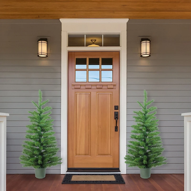 Northlight Norway Medium 4 Foot Spruce Christmas Tree