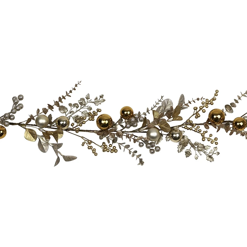 Northlight 6ft Glittered Mixed Leaves And Berries Christmas Indoor Garland