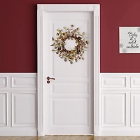 Northlight Ball  Glittered Wreath
