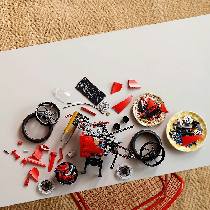LEGO® Creator V4 S Motorcycle Building Blocks 1603-pc.