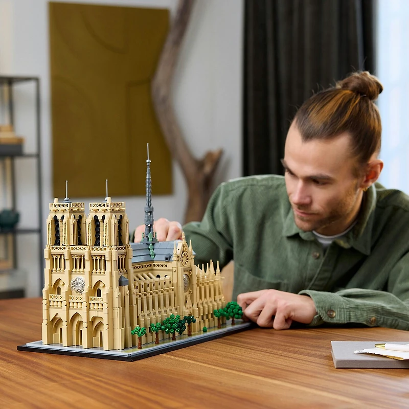 LEGO® Architecture Notredame 21061 Building Blocks 4383-pc.
