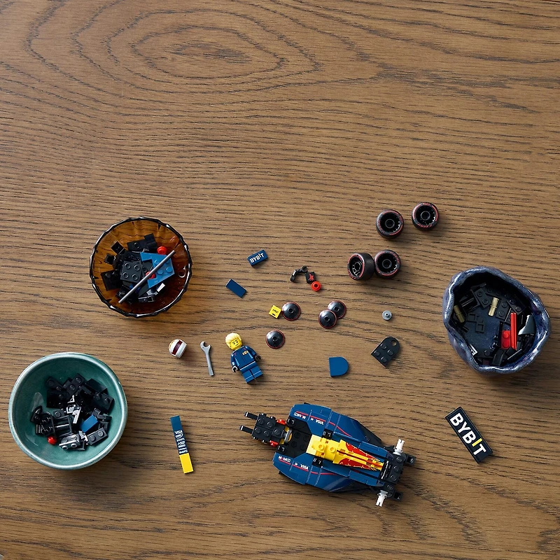 LEGO® Speed Champions Oracle Red Bull Building Blocks 251-pc.