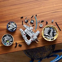 LEGO® Star Wars™ Millennium Falcon Building Blocks 921-pc.