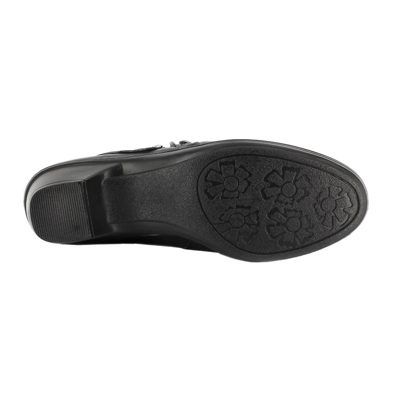 Easy Street Darcy Womens Round Slip-On Shoe