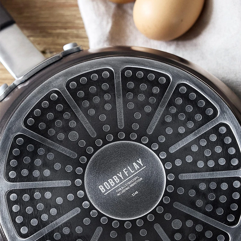 Bobby Flay Ceramic Non-Stick 4.5-qt. Saute Pan