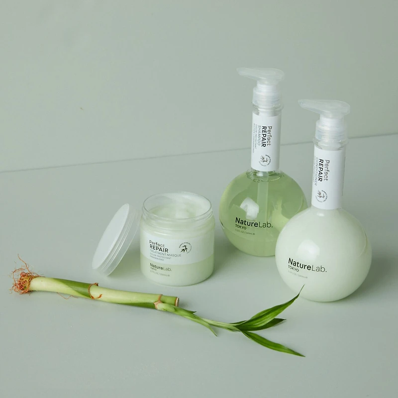 Naturelab. Tokyo Perfect Repair Shampoo