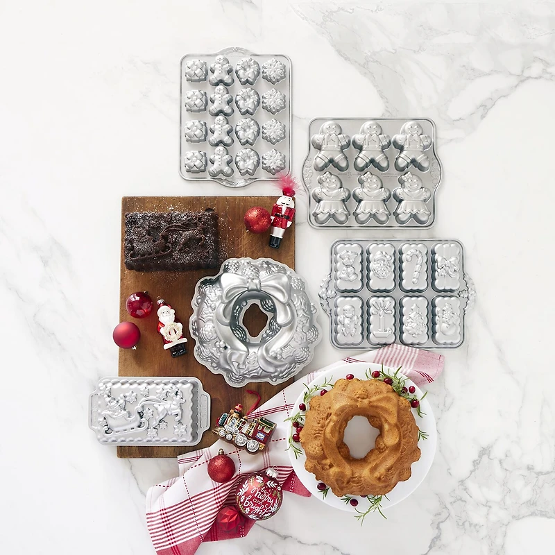 Nordicware Gingerbread Kids Cakelette Pan