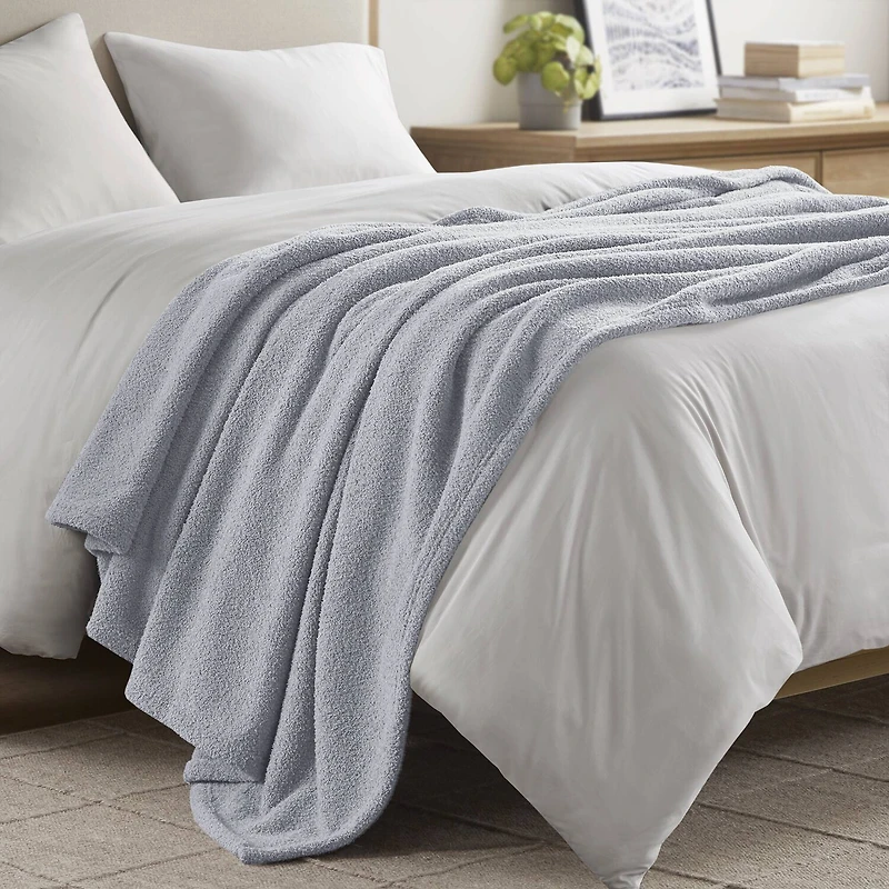 Madison Park Dream Soft Lightweight Blanket