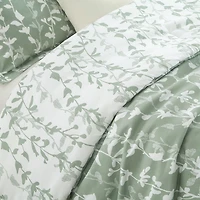 Stratford Park Marissa Leaves Easy Care Comforter Set