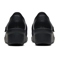 Clarks Suttyn May Womens Moc Closed Toe Slip-On Shoe