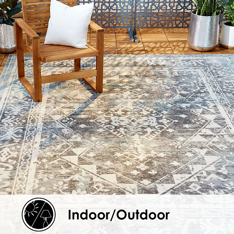 Nicole Miller Patio Sofia Ivy Border Loomed Rectangular Outdoor Area Rug