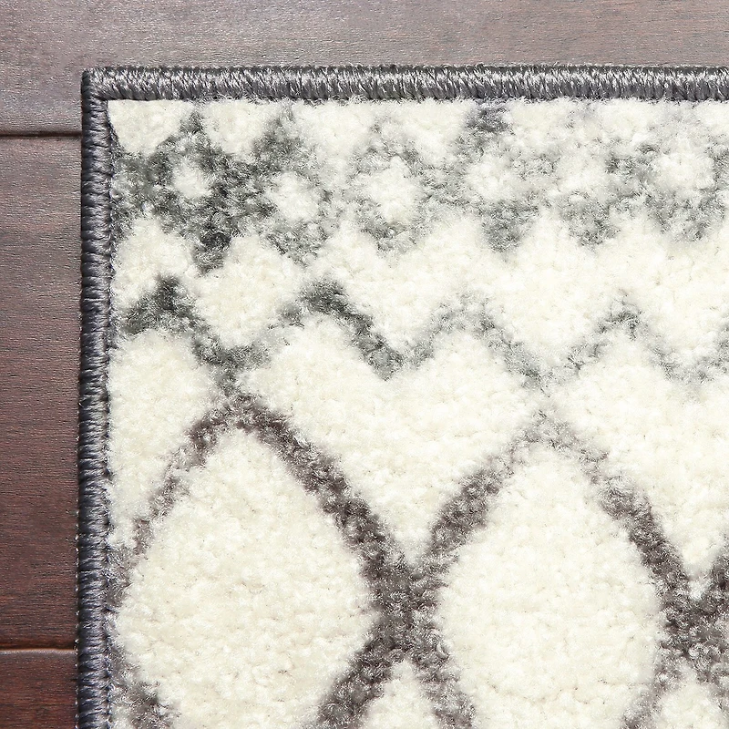 Maples Distressed Diamond Washable Rectangle Indoor Rugs