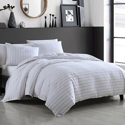 Riverbrook Home Vinton 2-pc. Midweight Down Alternative Comforter Set