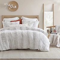 CHF Snow Leopard 3-pc. Comforter Set