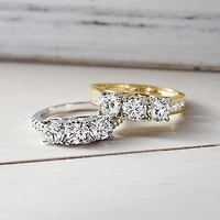 Love Lives Forever (G / Si1-Si2) Womens 1 1/2 CT. T.W. Lab Grown White Diamond 10K Gold Round 3-Stone Engagement Ring