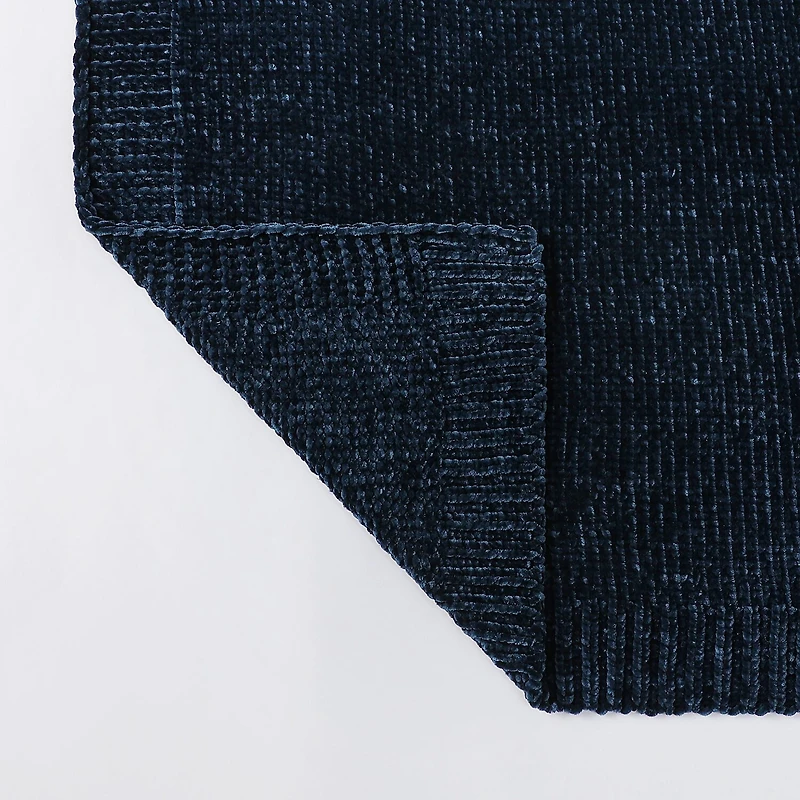 Chenille Midweight Throw