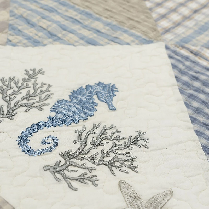 Donna Sharp Coastal Star Twin Embroidered Pieced Cotton Quilt Set