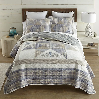 Donna Sharp Coastal Star Twin Embroidered Pieced Cotton Quilt Set