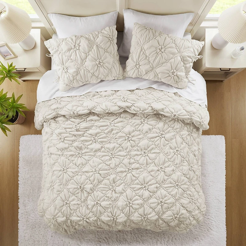Intelligent Design Graley Puffy Floral Comforter Set