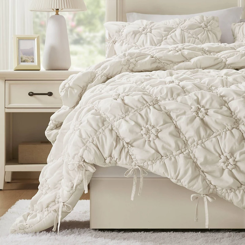 Intelligent Design Graley Puffy Floral Comforter Set