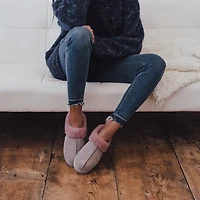 Muk Luks Serafine Womens Clog Slippers