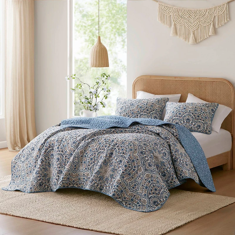510 Design Valerie Boho Floral Reversible Quilt Set