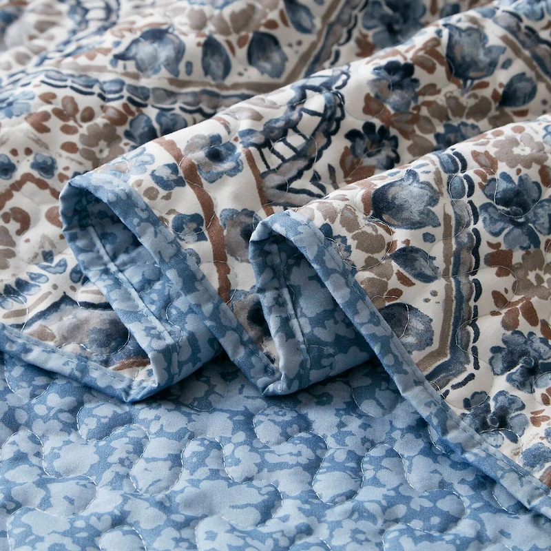 510 Design Valerie Boho Floral Reversible Quilt Set
