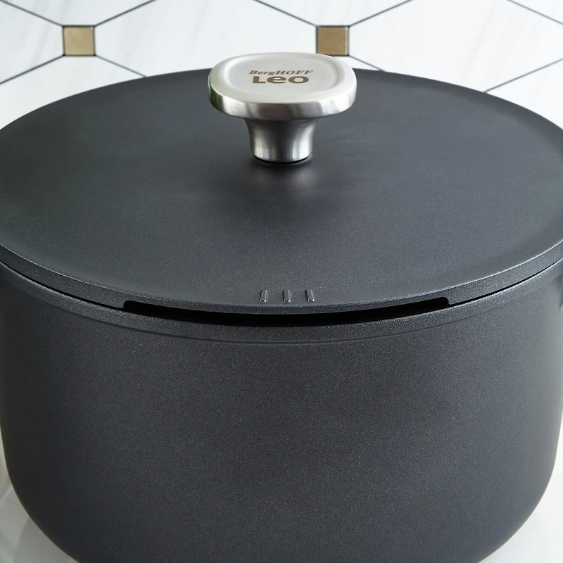 BergHOFF Leo Phantom Ceramic -qt. Non-Stick Stockpot