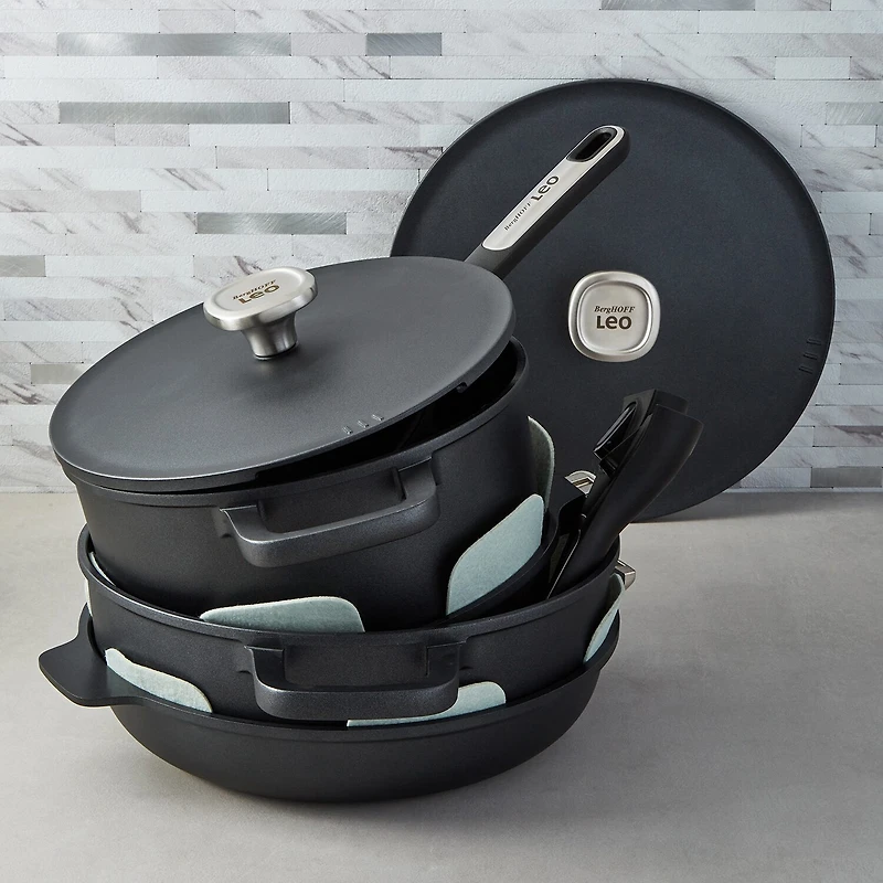 BergHOFF Leo Phantom Ceramic -qt. Non-Stick Stockpot