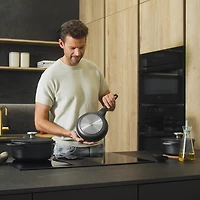 BergHOFF Leo Phantom Ceramic 12.75" Non-Stick Frying Pan