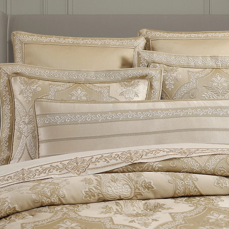 Queen Street Santina Rectangular Throw Pillow