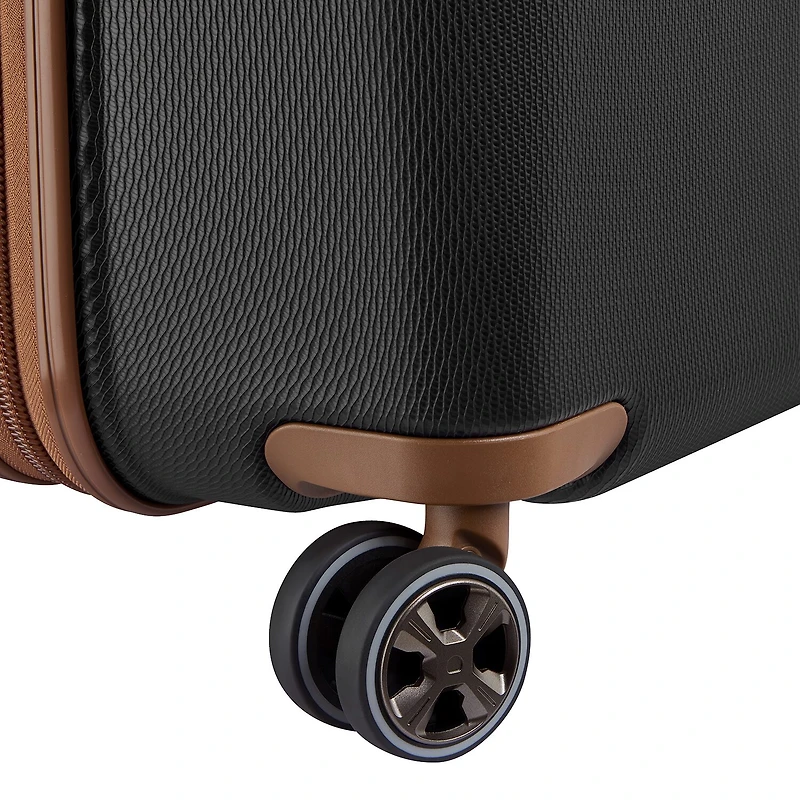 Delsey Paris Flanerie 28 Inch Hardside Checked Spinner Luggage