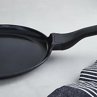 BergHOFF Leo Phantom Ceramic Non-Stick 10" Pancake Pan