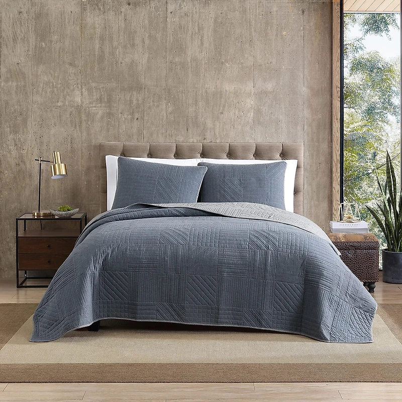 Eddie Bauer Hidden Lake Plaid Reversible Quilt Set