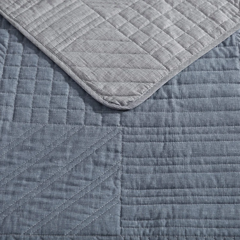 Eddie Bauer Hidden Lake Plaid Reversible Quilt Set