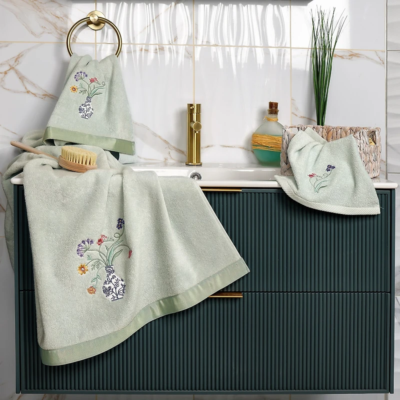 Linum Home Textiles Stella Embellished -pc. Bath Towel Set