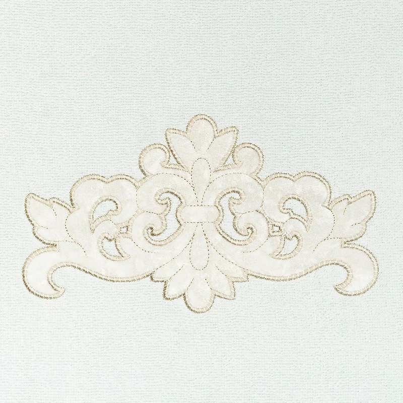 Linum Home Textiles May Embellished 4-pc. Bath Towel Set
