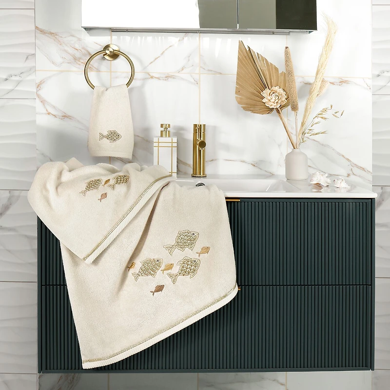 Linum Home Textiles Figi Embellished 2-pc. Bath Towel Set