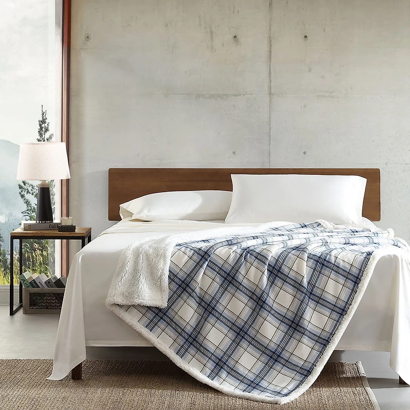 Eddie Bauer Edgewood Washable Lightweight Throw