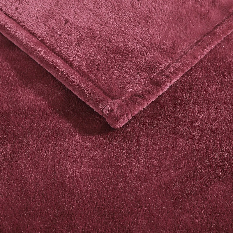 Eddie Bauer Ultra Lux Plush Reversible Lightweight Throw