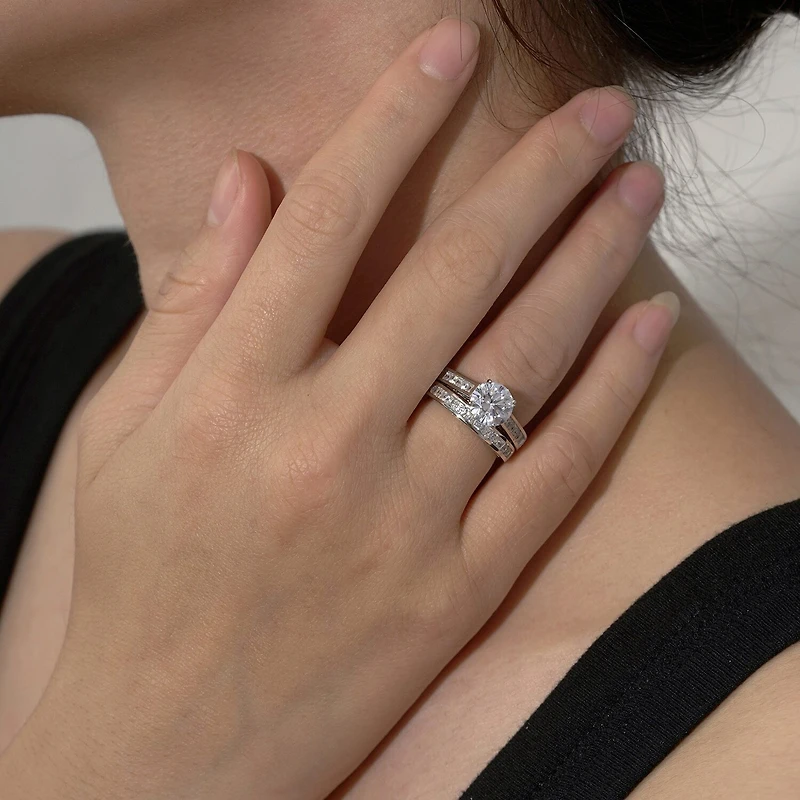 Diamonart Womens Cubic Zirconia Sterling Silver Round Side Stone Engagement Ring