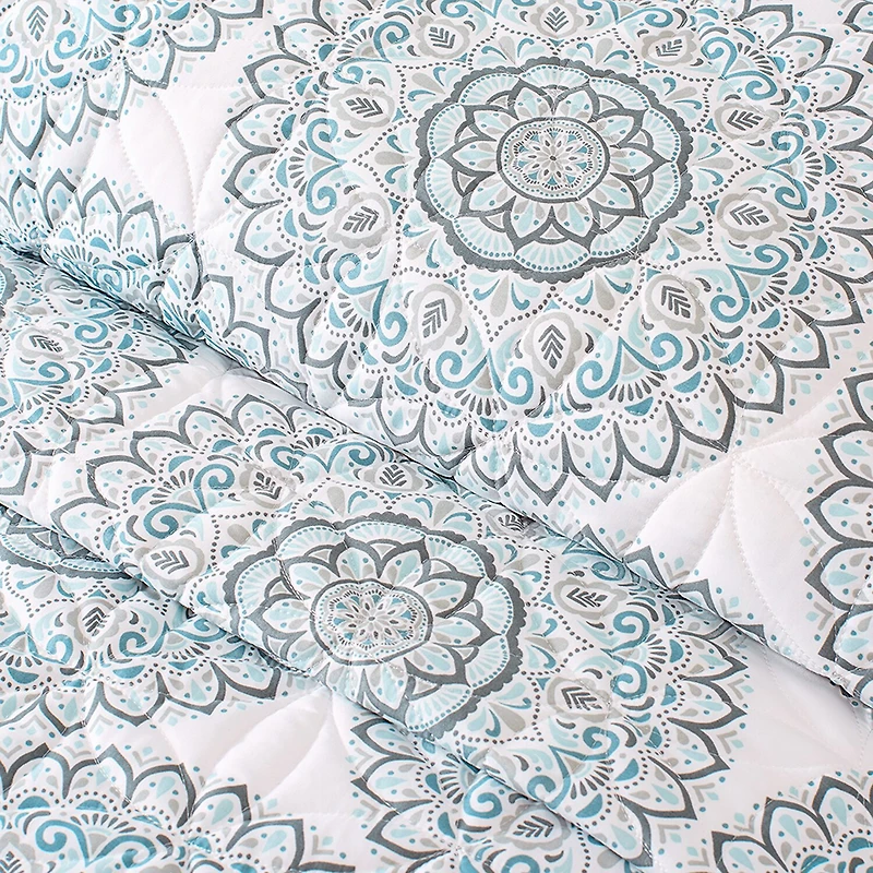 Gaiam Microfiber Soft Brushed Quilt