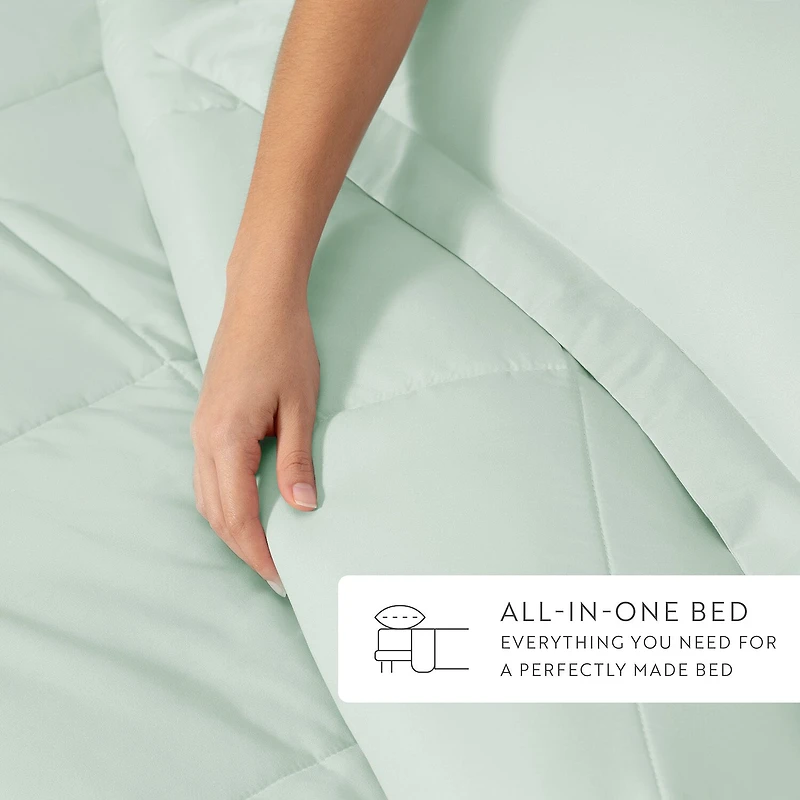 Casual Comfort Premium Ultra Soft Complete Bedding Set with Sheets