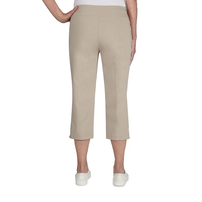 Hearts Of Palm Womens Petite Straight Mid Rise Capri Pant