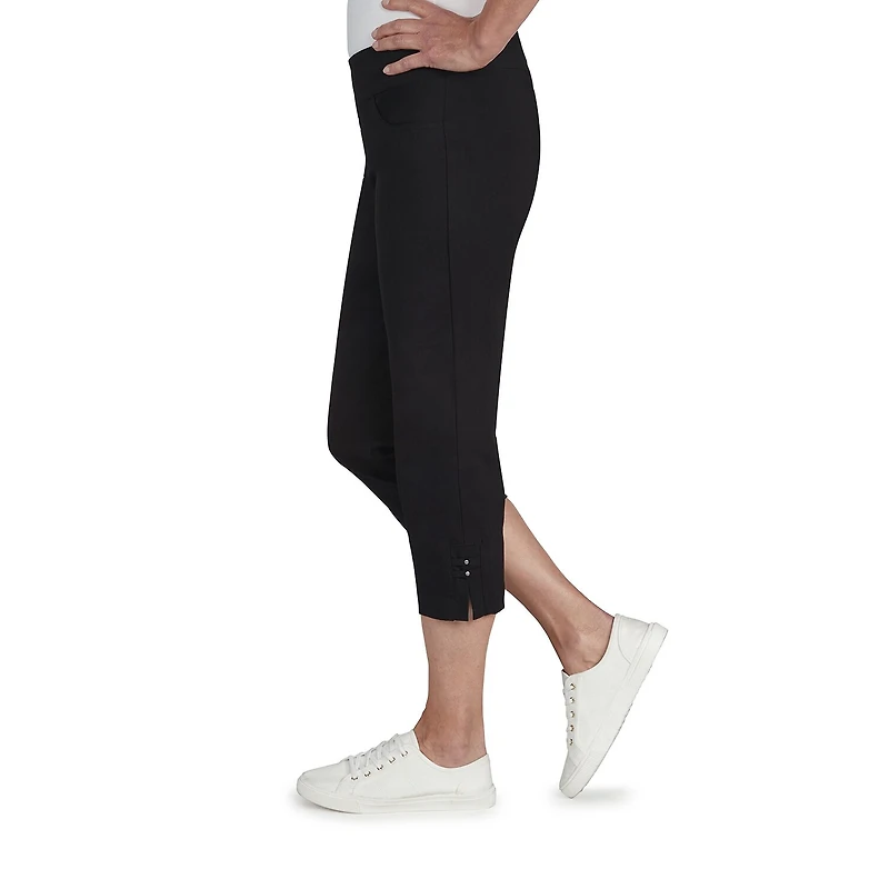 Hearts Of Palm Womens Petite Straight Mid Rise Capri Pant