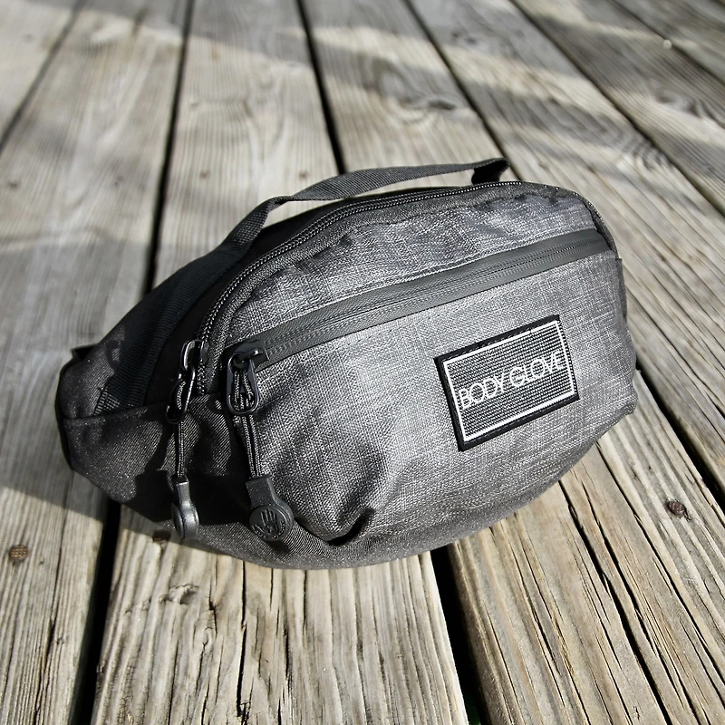 BODY GLOVE® Rogan Adjustable Straps Water Resistant Fanny Pack